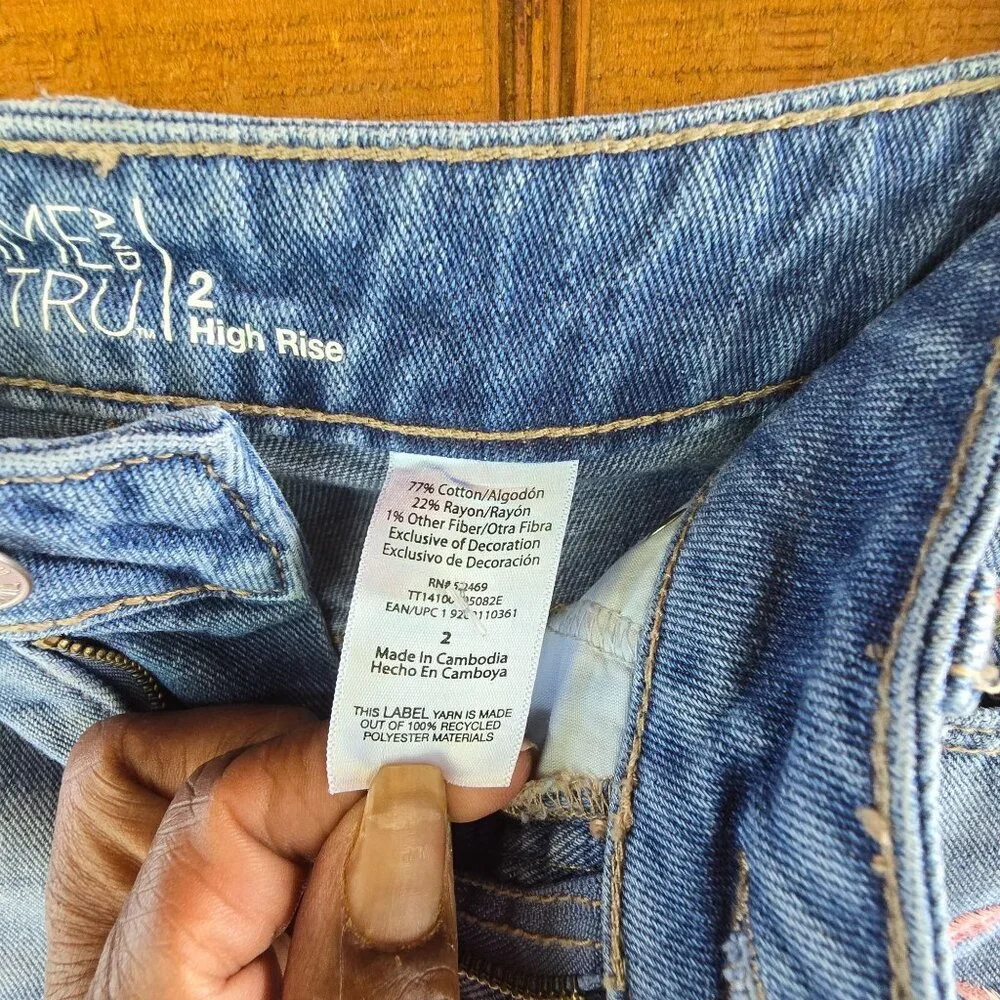 Time‎ And Tru Womens High Rise Embroidered Floral Denim Shorts Size 2